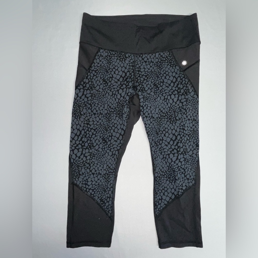 Athleta Black Capri Leggings